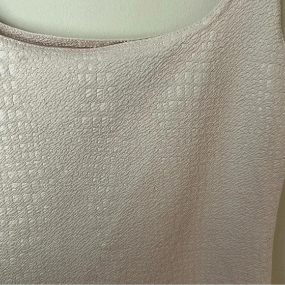 PrettyLittleThing Neutral Ivory Bodycon Mini Sleeveless Shimmer Dress Size 6 - Picture 2 of 6